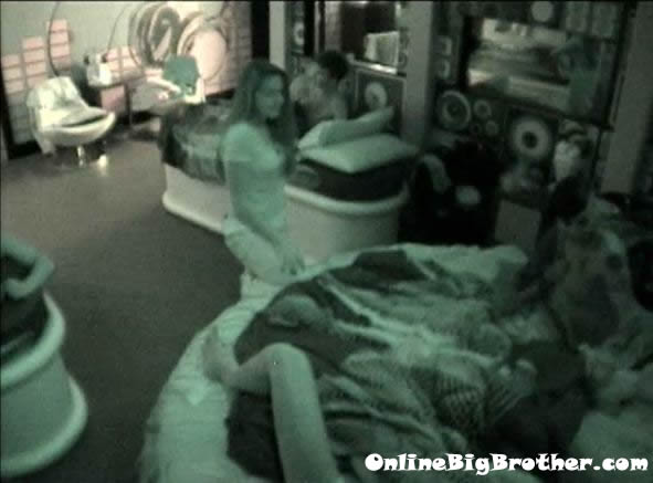 Big-Brother-14-live-feeds-august-10-1232am