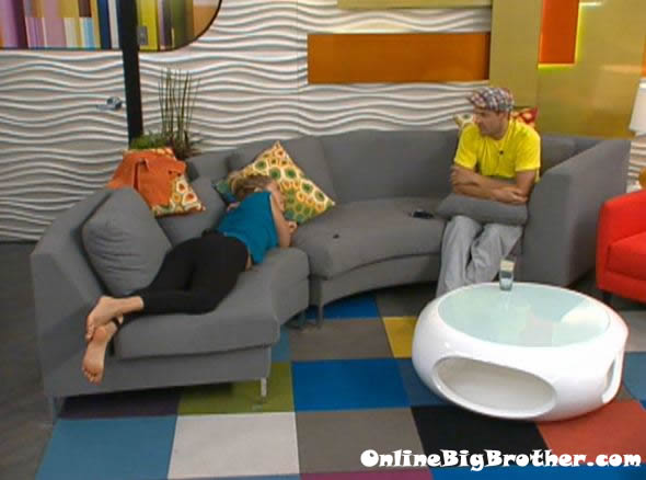 Big-Brother-14-live-feeds-august-11-815am