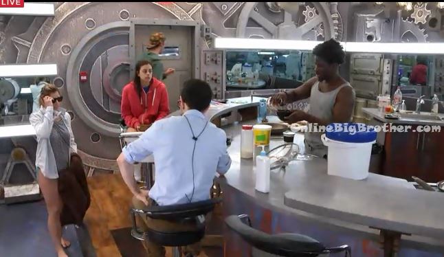 bbcan3-kitchen-feeds-back-after-vault