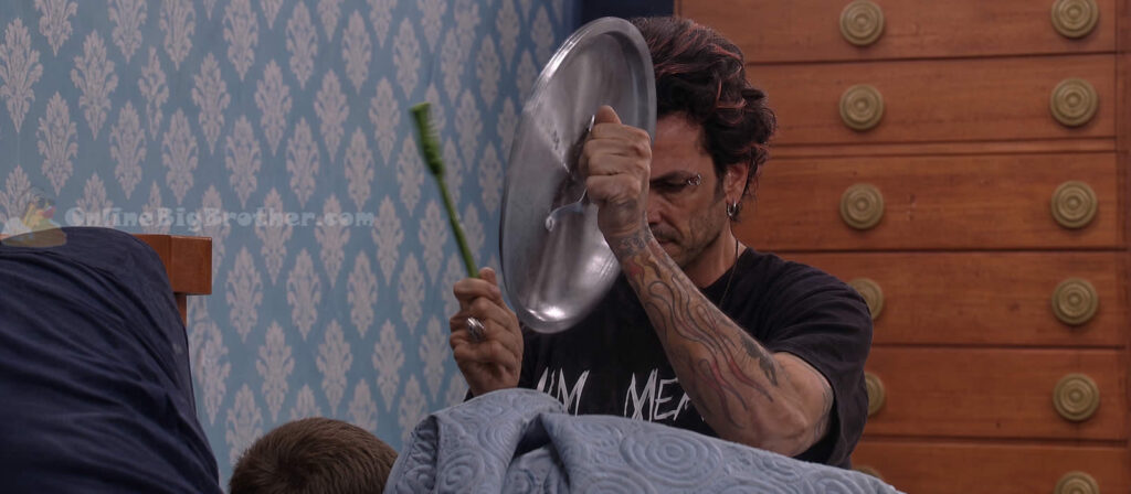 Big Brother 8 Eval Dick Pots and Pans 